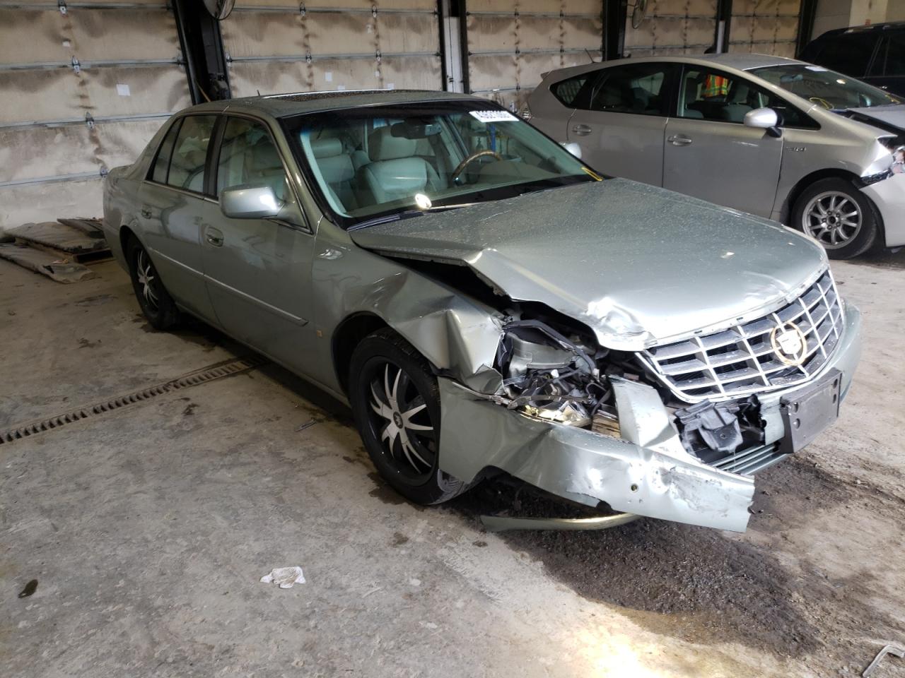Photo 1 from auction – 2006 CADILLAC DTS with VIN 1G6KD57Y96U122480