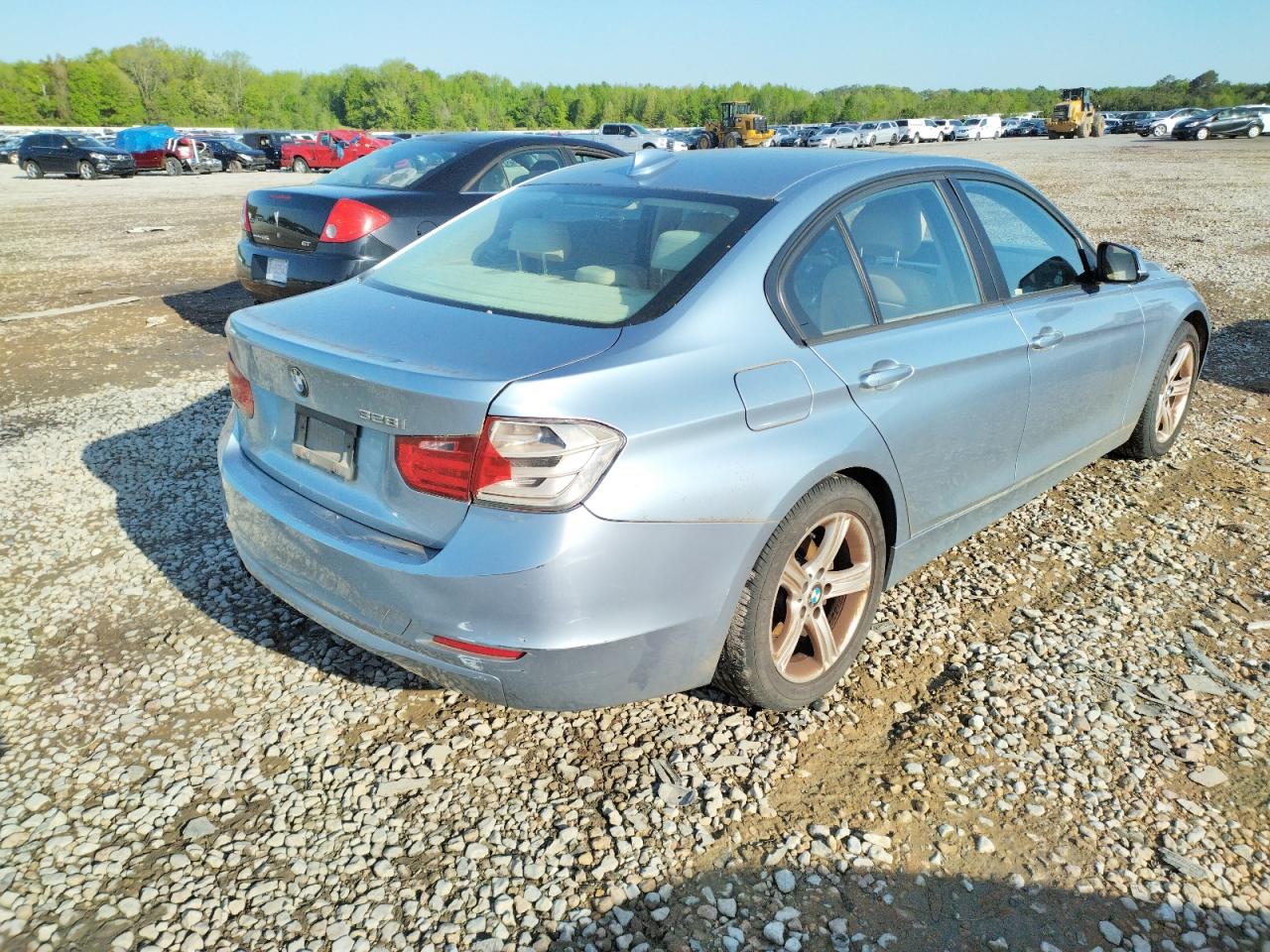 Photo 4 from auction – 2012 BMW 328 I with VIN WBA3A5C55CF350091