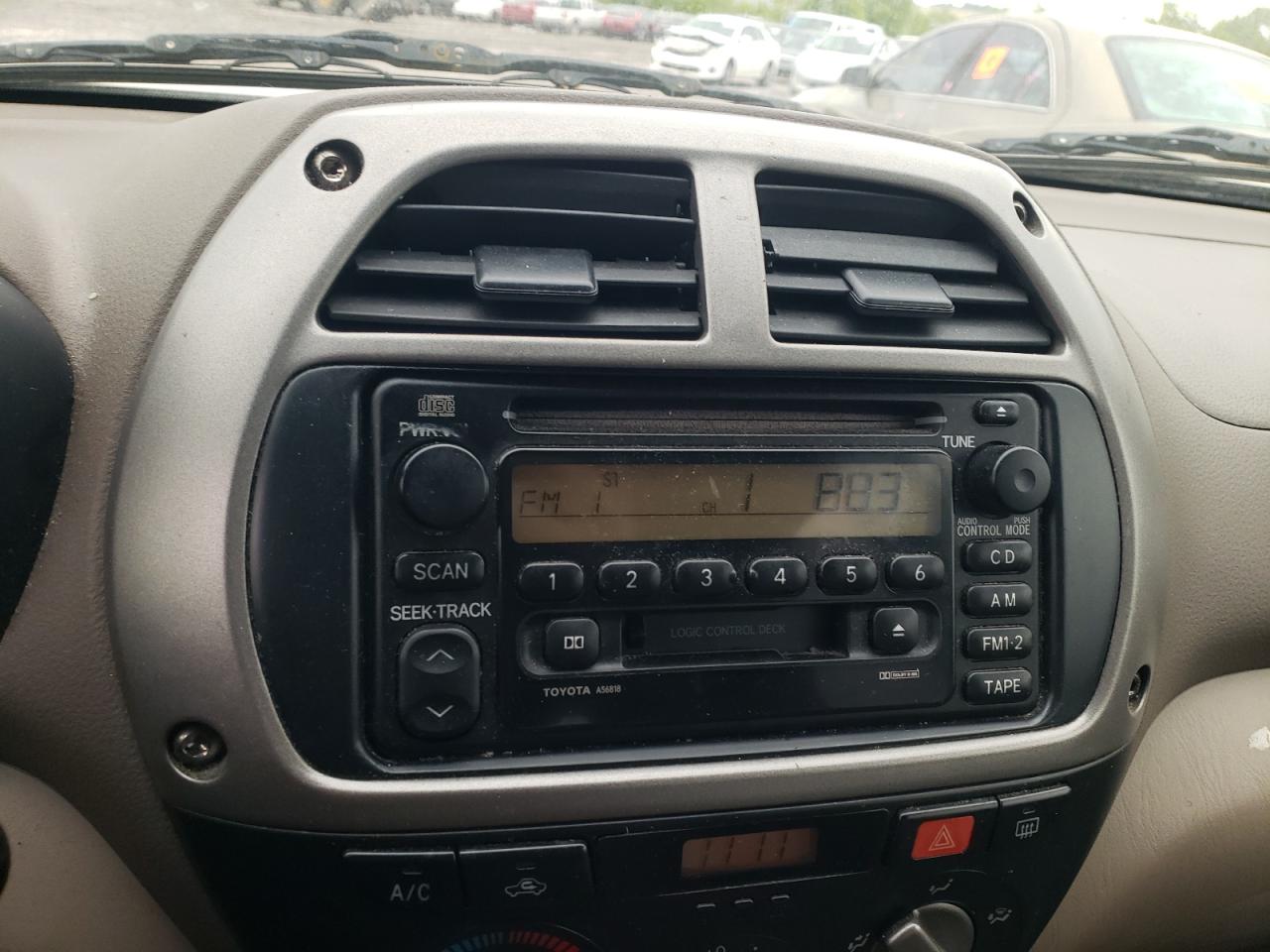 Photo 9 from auction – 2001 TOYOTA RAV4 with VIN JTEGH20V410024037
