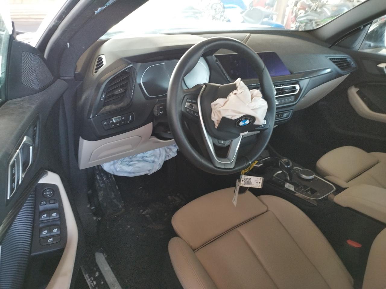 Photo 9 from auction – 2021 BMW 228XI with VIN WBA73AK05M7H40827
