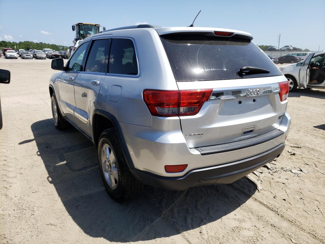 Photo 3 from auction – 2012 JEEP GRAND CHER with VIN 1C4RJEAG1CC264344