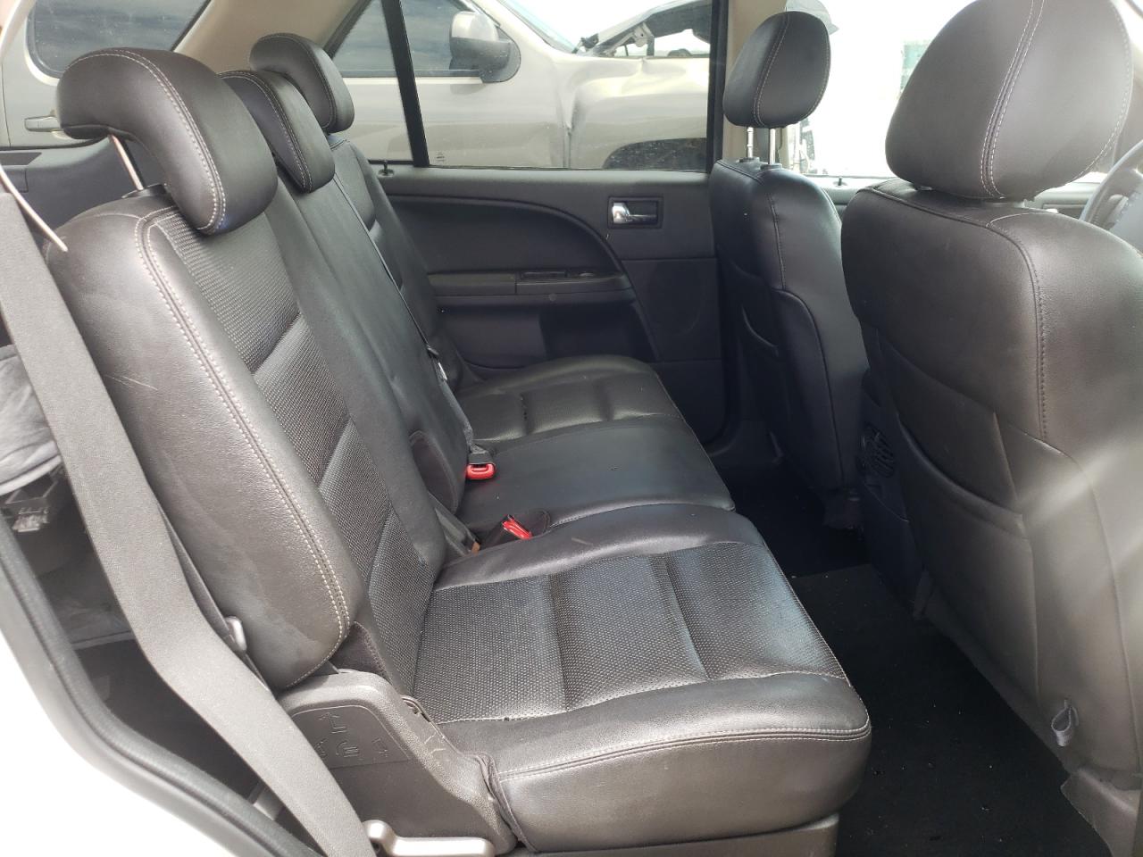 Photo 6 from auction – 2008 FORD TAURUS X L with VIN 1FMDK03W98GA19107