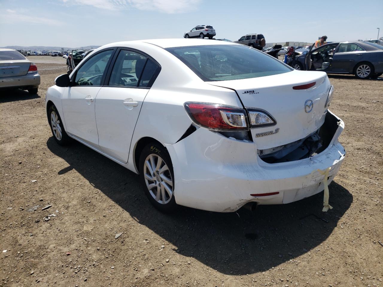 Photo 3 from auction – 2012 MAZDA 3 I with VIN JM1BL1V86C1545381