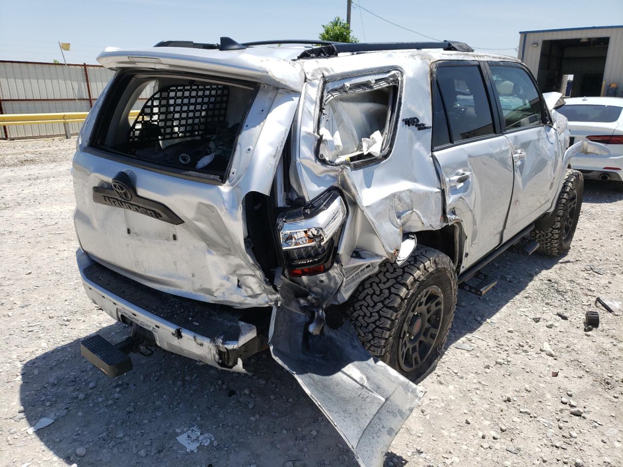 Photo 4 from auction – 2019 TOYOTA 4RUNNER SR with VIN JTEBU5JR7K5670282