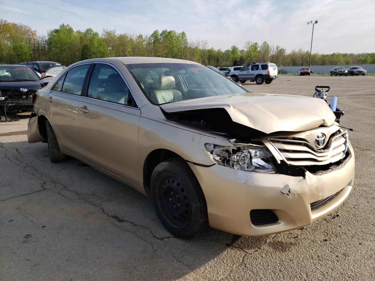 Photo 1 from auction – 2010 TOYOTA CAMRY BASE with VIN 4T1BF3EK9AU043048