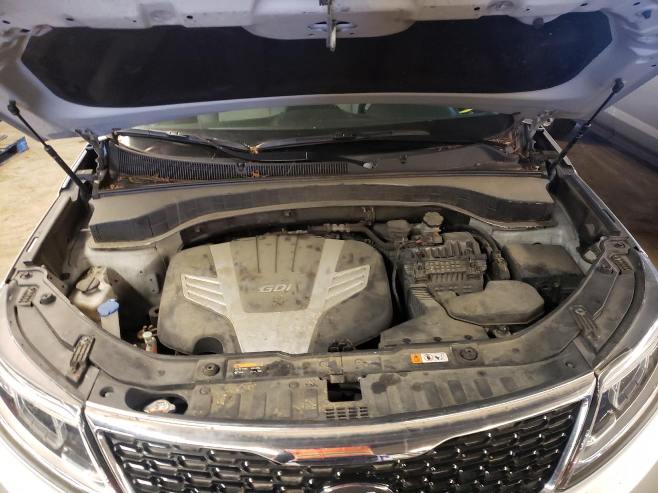 Photo 7 from auction – 2014 KIA SORENTO LX with VIN 5XYKTDA73EG462007