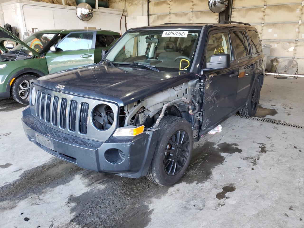 Photo 2 from auction – 2008 JEEP PATRIOT SP with VIN 1J8FF28W68D644306