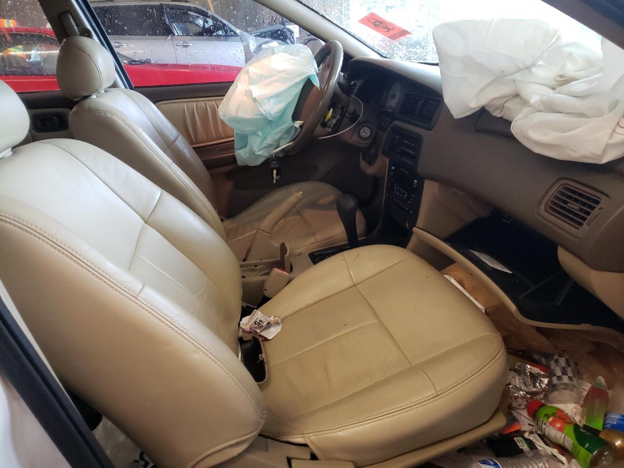 Photo 5 from auction – 2001 NISSAN ALTIMA XE with VIN 1N4DL01D51C208486