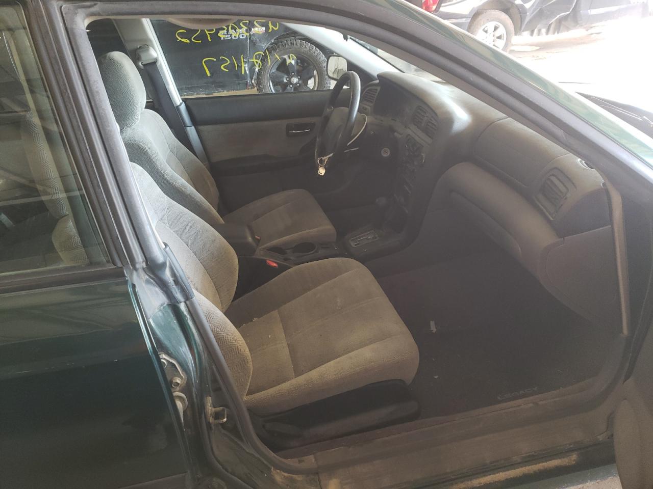 Photo 5 from auction – 2002 SUBARU LEGACY L with VIN 4S3BH635527303619