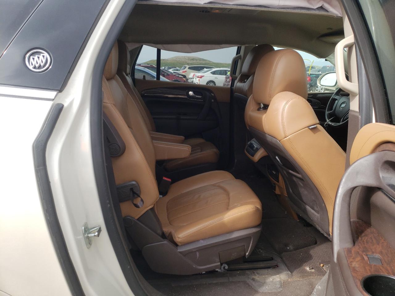 Photo 6 from auction – 2015 BUICK ENCLAVE with VIN 5GAKVCKD6FJ233428
