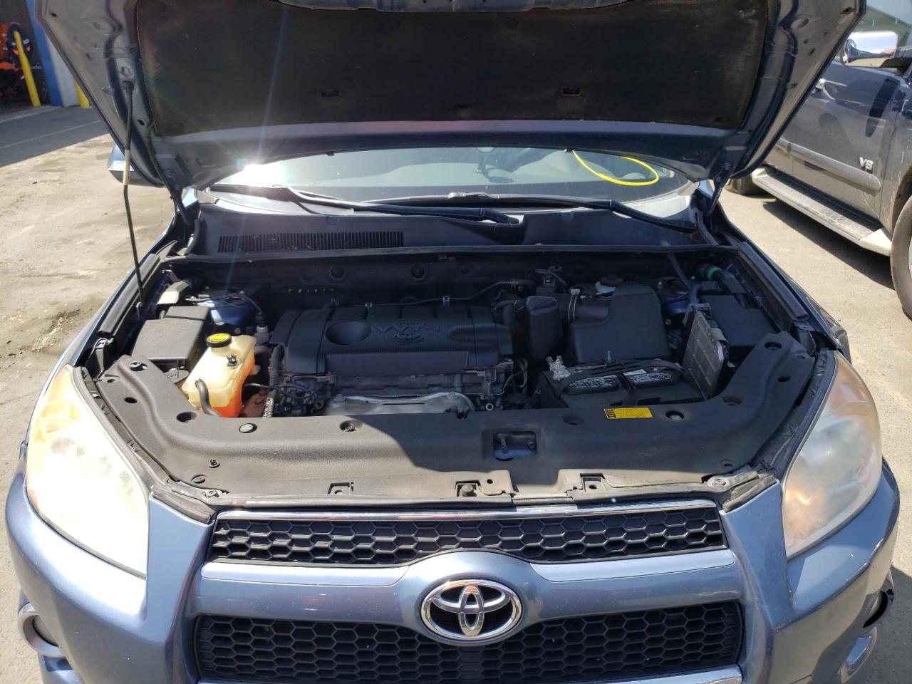 Photo 7 from auction – 2012 TOYOTA RAV4 LIMIT with VIN 2T3YF4DV5CW132573