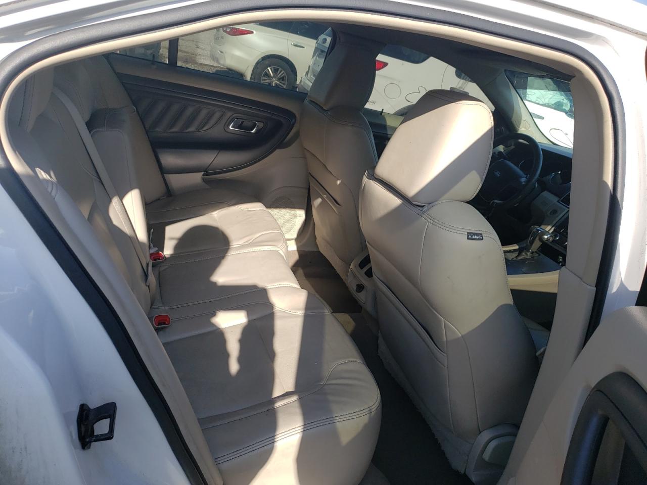 Photo 6 from auction – 2011 FORD TAURUS SEL with VIN 1FAHP2EW6BG143784
