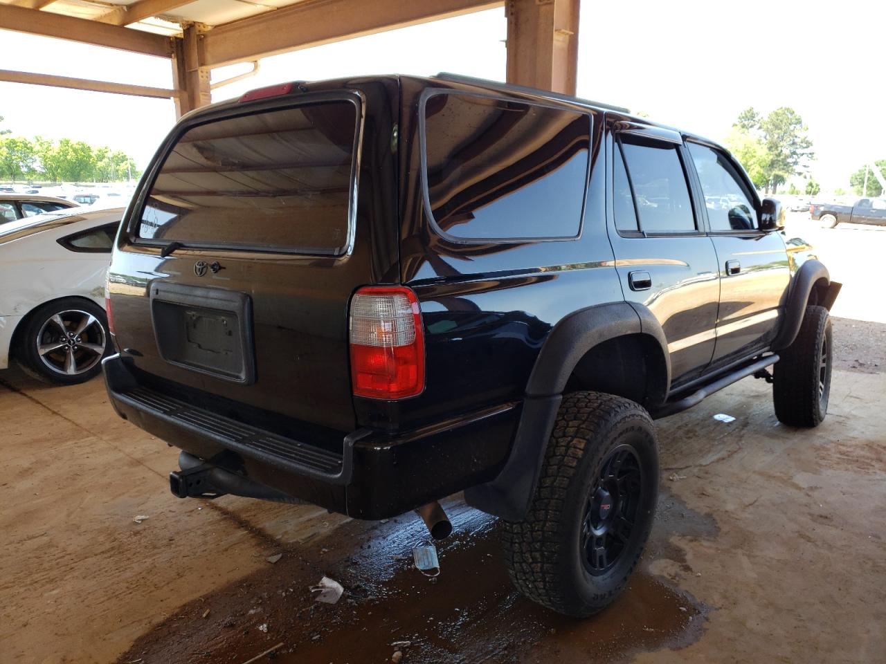 Photo 4 from auction – 2000 TOYOTA UK with VIN JT3GN86R8Y0170949