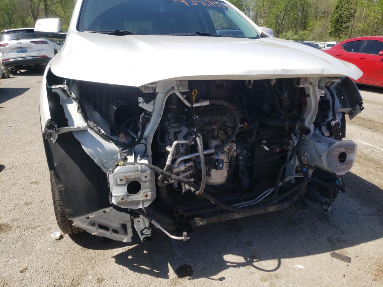 Photo 9 from auction – 2018 GMC ACADIA SLE with VIN 1GKKNLLS2JZ101325