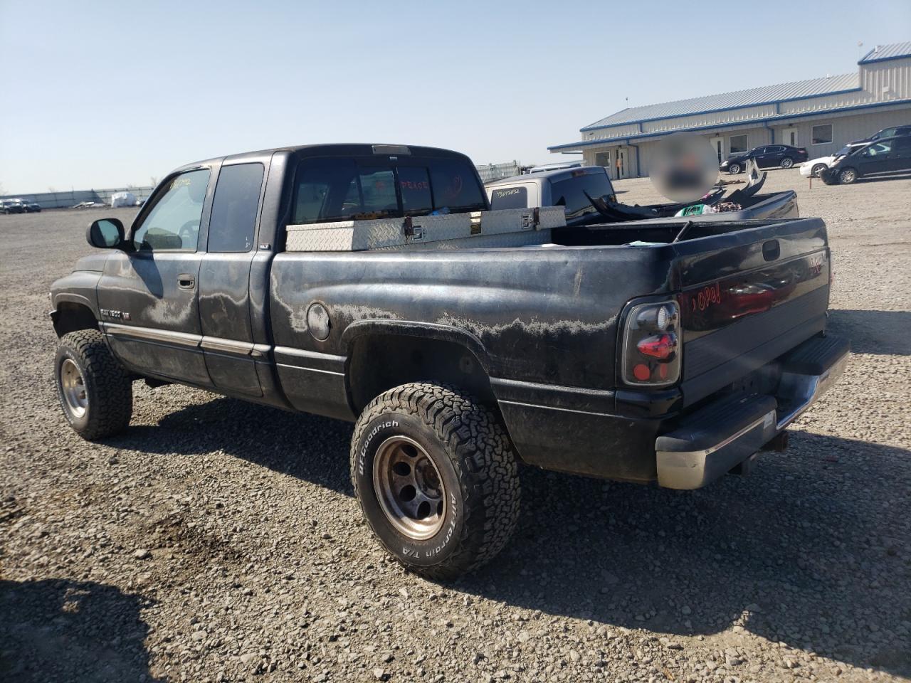 Photo 3 from auction – 2000 DODGE RAM 1500 with VIN 3B7HF13Z1YM217020