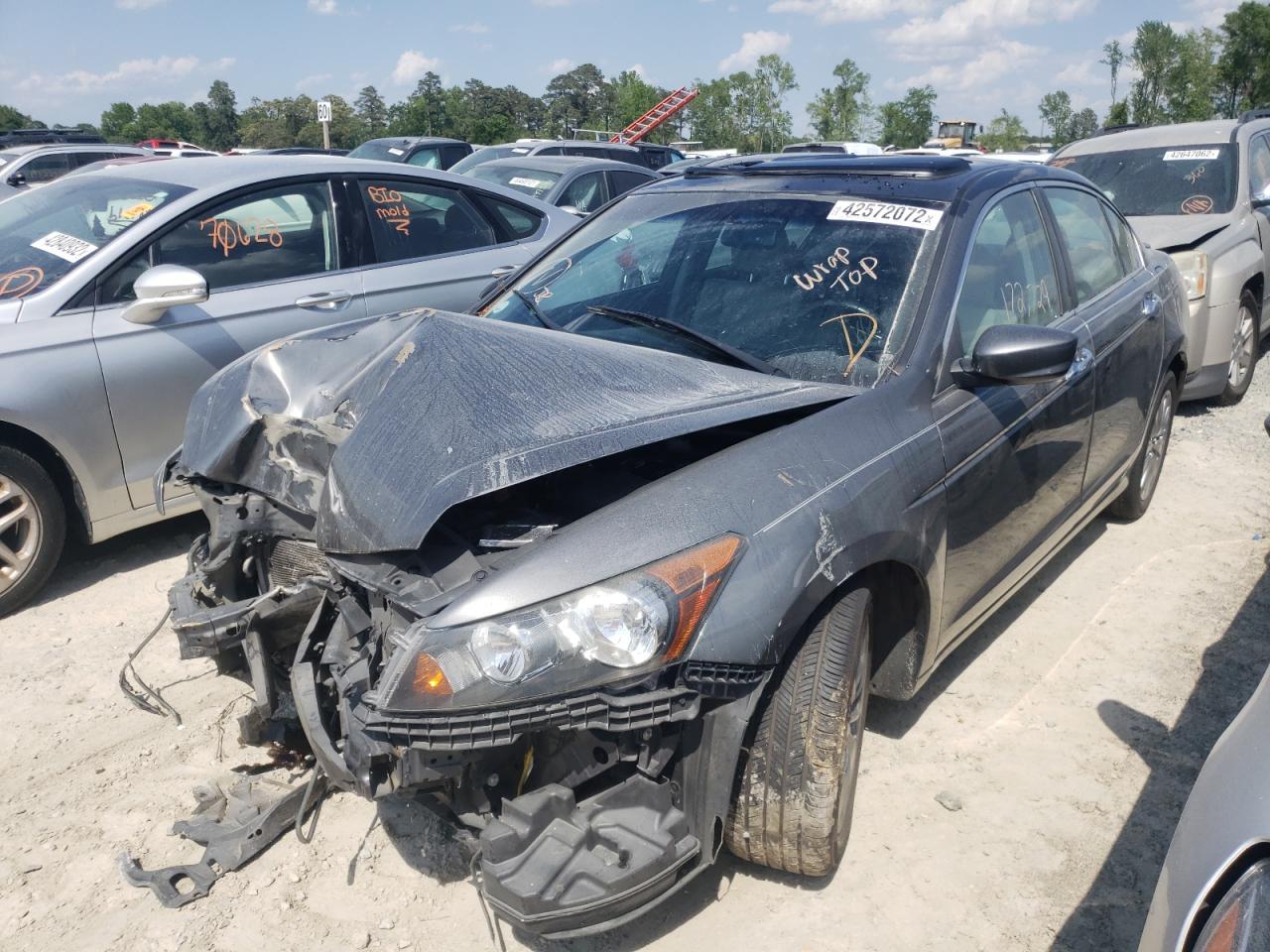 Photo 2 from auction – 2012 HONDA ACCORD EXL with VIN 1HGCP3F86CA013357