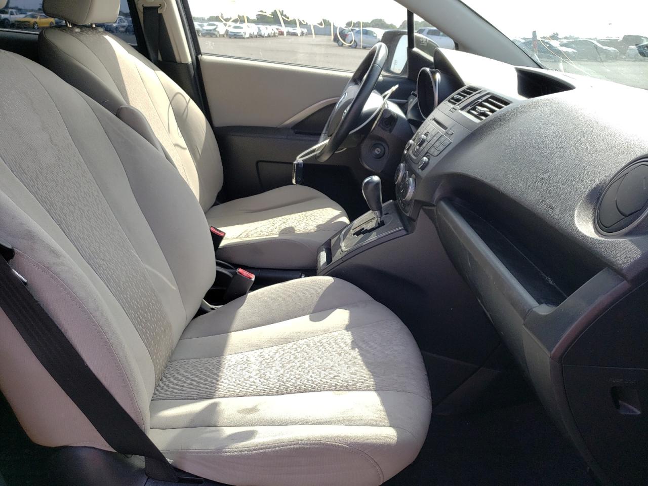 Photo 5 from auction – 2012 MAZDA 5 with VIN JM1CW2CL3C0124474