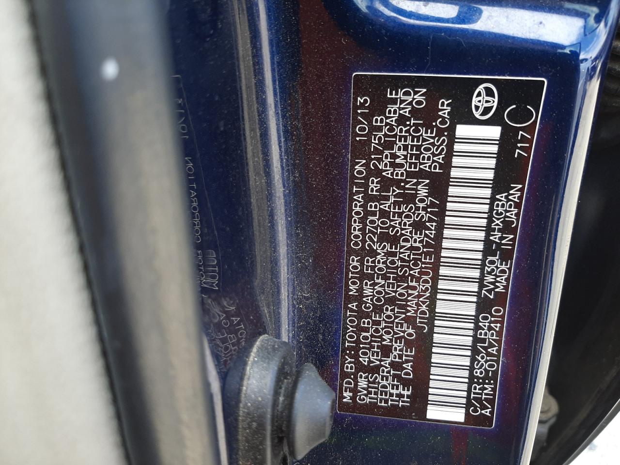 Photo 10 from auction – 2014 TOYOTA PRIUS with VIN JTDKN3DU1E1744717