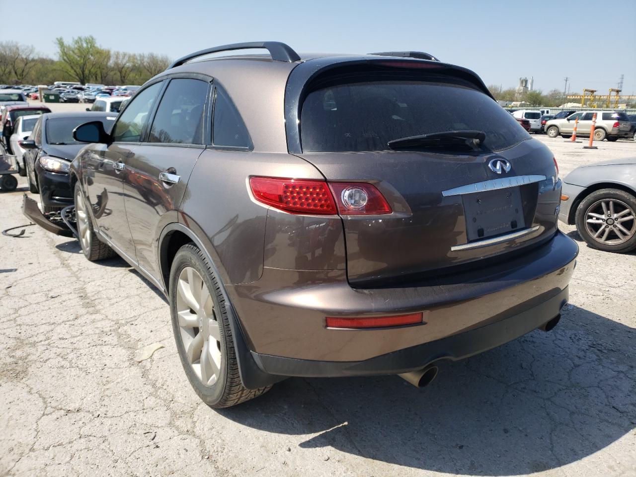 Photo 3 from auction – 2003 INFINITI FX45 with VIN JNRBS08W23X400004