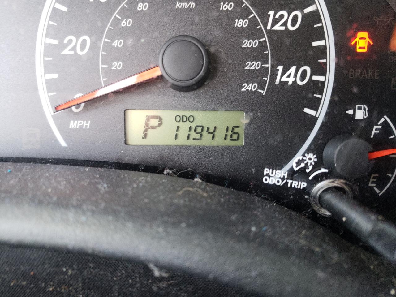 Photo 8 from auction – 2013 TOYOTA COROLLA with VIN 5YFBU4EE5DP147662
