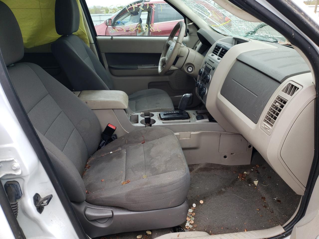 Photo 5 from auction – 2009 FORD ESCAPE HYB with VIN 1FMCU59369KB40837