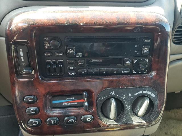 Photo 9 from auction – 2000 CHRYSLER TOWN & COU with VIN 1C4GP64L0YB608313