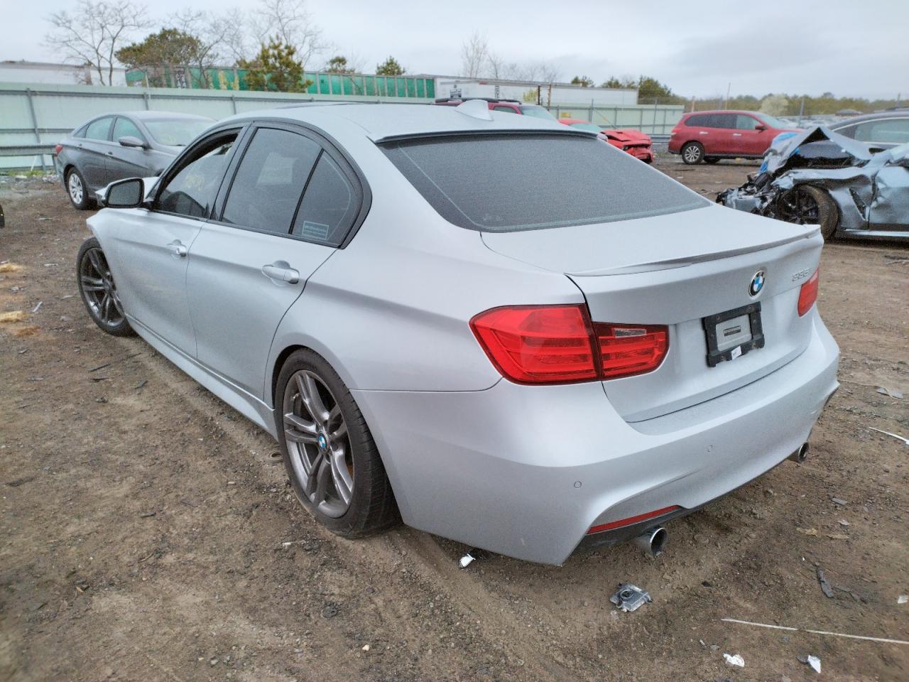 Photo 3 from auction – 2015 BMW 335 XI with VIN WBA3B9G58FNR93236