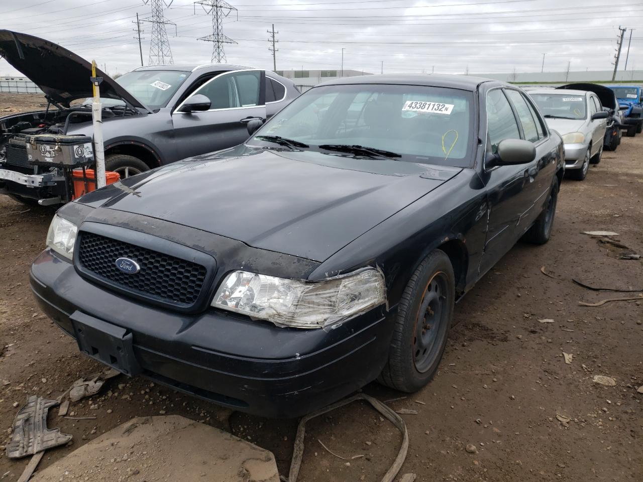 Photo 2 from auction – 2003 FORD CROWN VICT with VIN 2FAFP71W23X186539