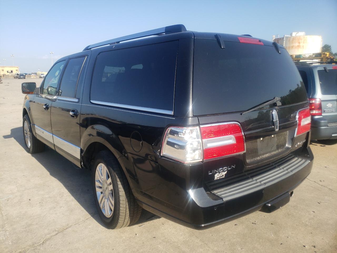 Photo 3 from auction – 2014 LINCOLN NAVIGATOR with VIN 5LMJJ3H54EEL08438