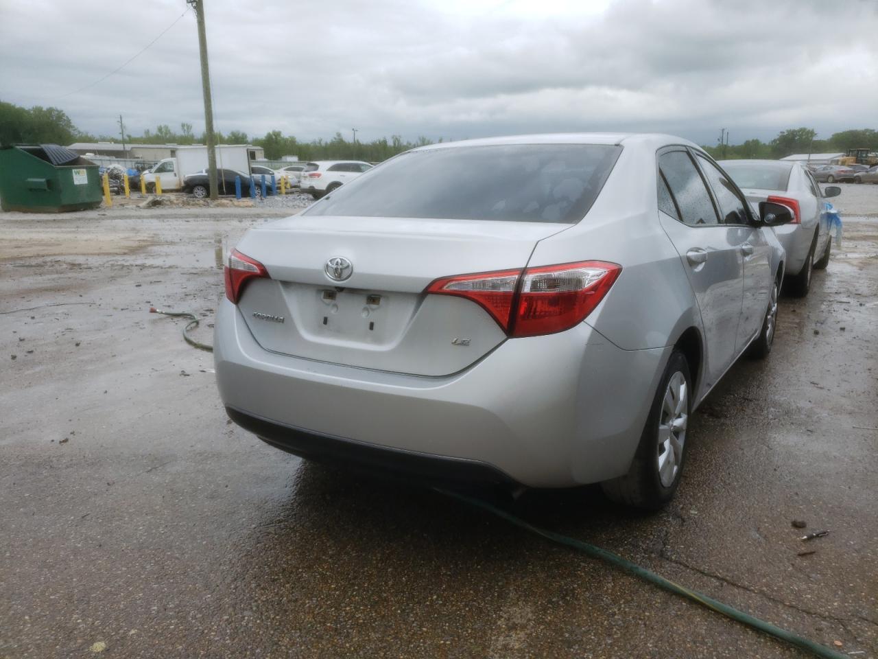 Photo 4 from auction – 2015 TOYOTA COROLLA L with VIN 5YFBURHE6FP352127