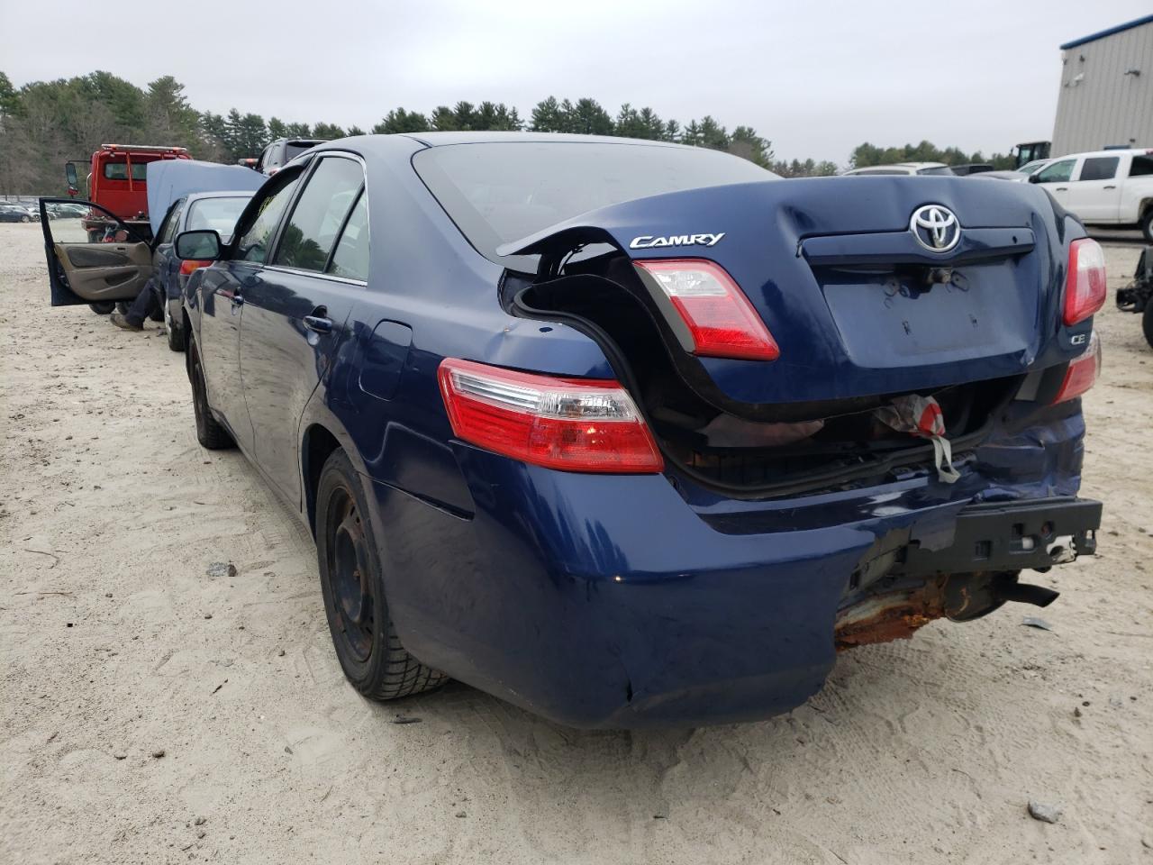 Photo 3 from auction – 2007 TOYOTA CAMRY CE with VIN 4T1BE46K97U052655