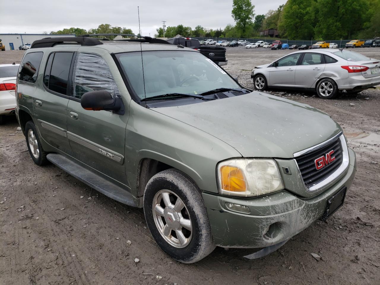 GMC ENVOY XL 2004 with VIN 1GKET16S846224121 - Photo from auction