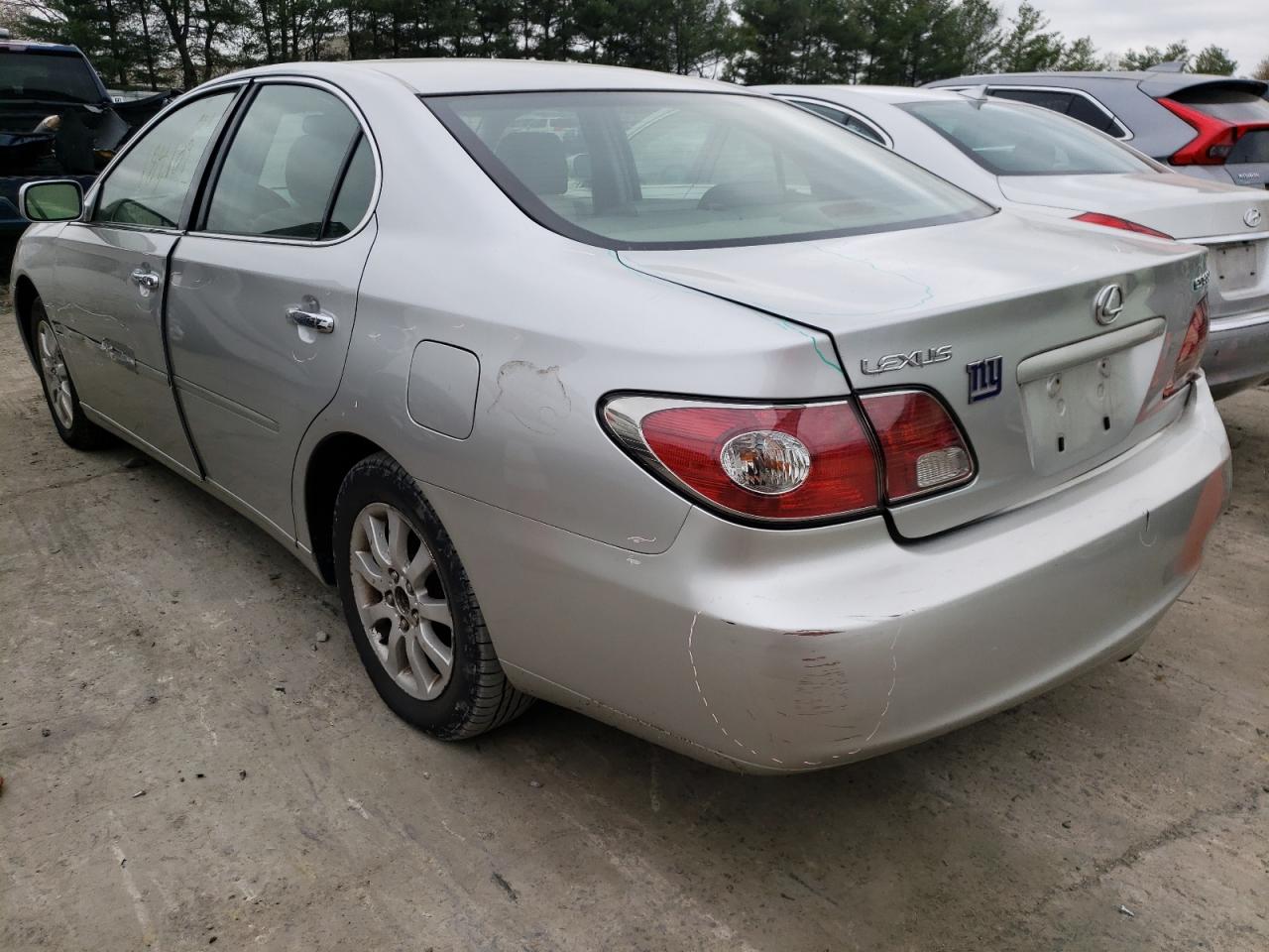Photo 3 from auction – 2004 LEXUS ES 330 with VIN JTHBA30G140019357