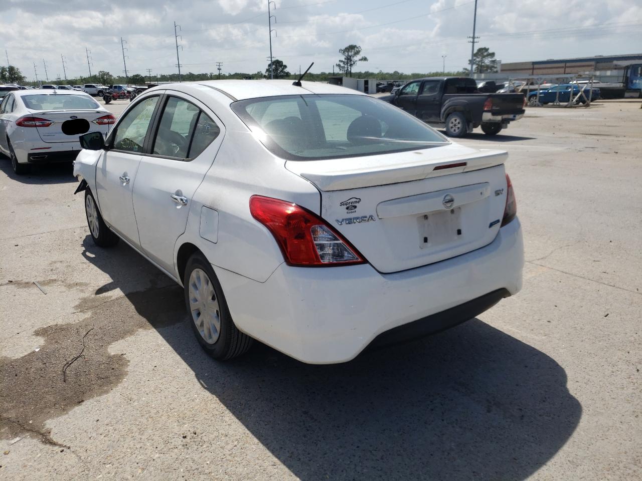 Photo 3 from auction – 2015 NISSAN VERSA S with VIN 3N1CN7AP5FL839854