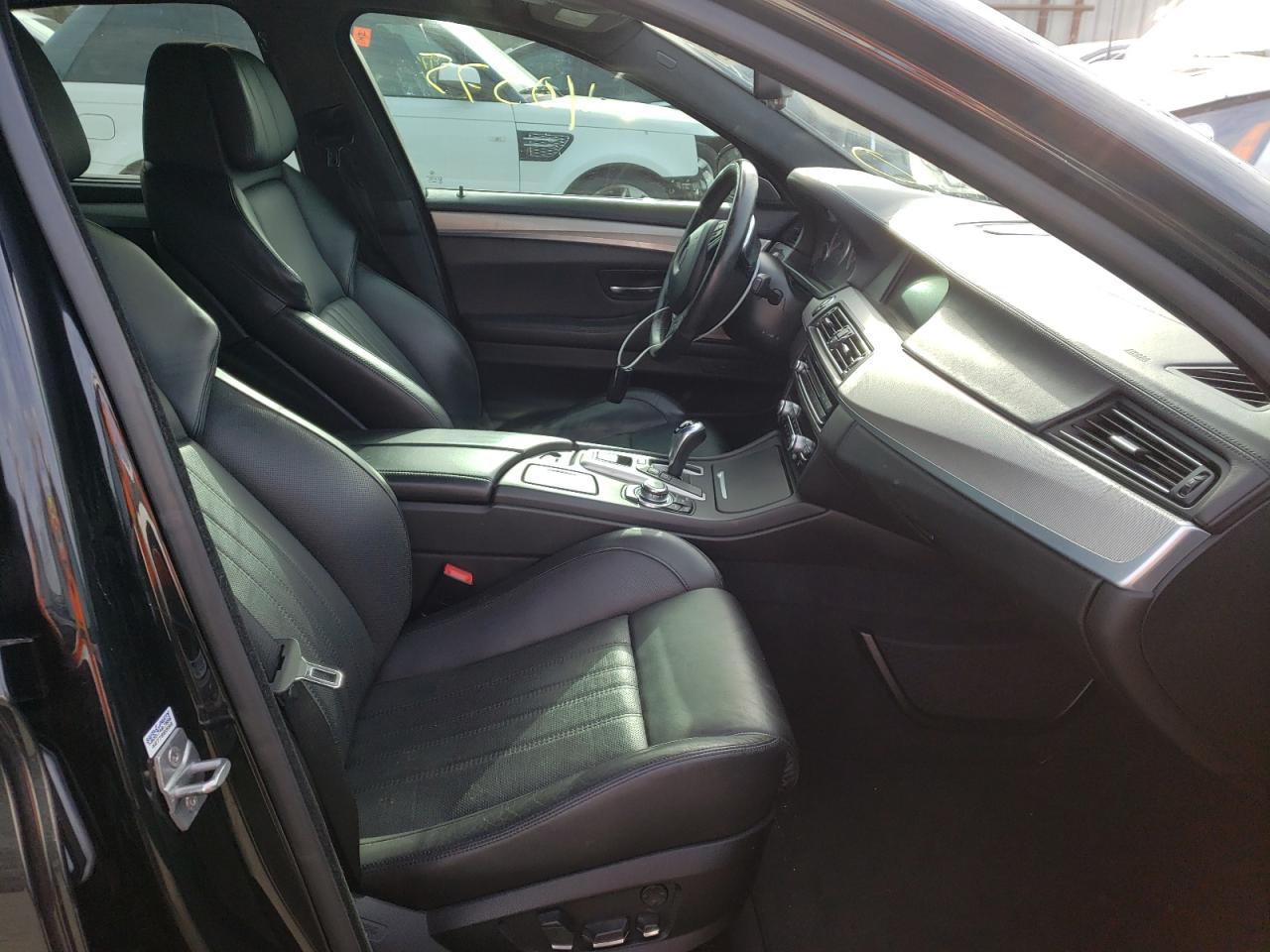Photo 5 from auction – 2013 BMW M5 with VIN WBSFV9C53DD095765