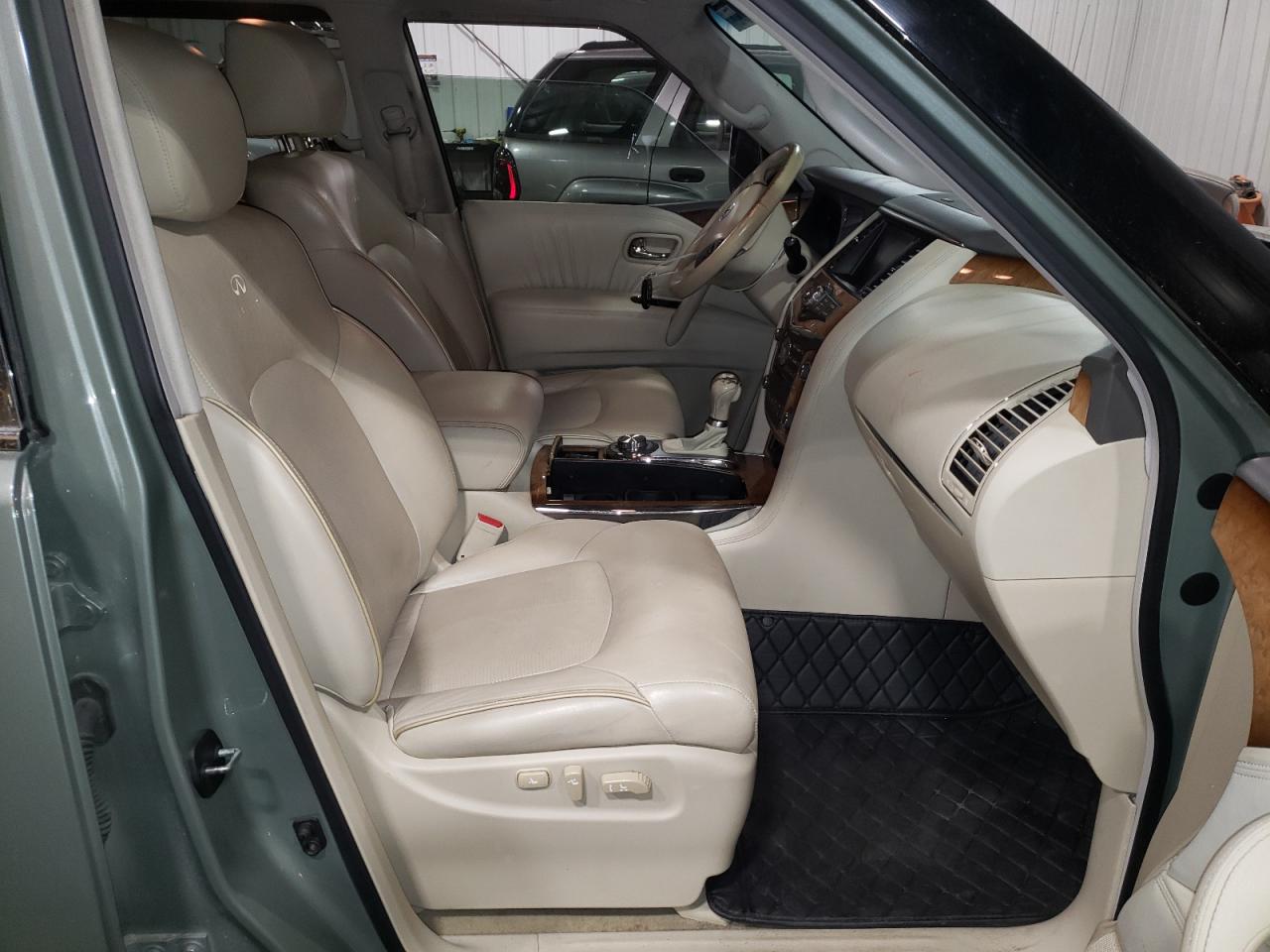 Photo 5 from auction – 2012 INFINITI QX56 with VIN JN8AZ2NE0C9017346