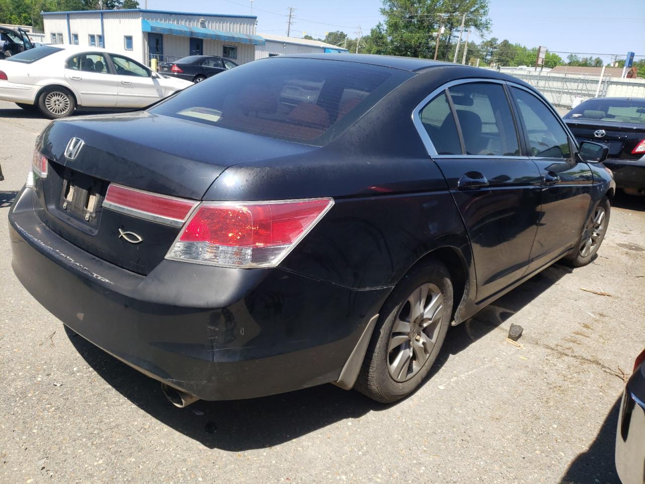 Photo 4 from auction – 2011 HONDA ACCORD LXP with VIN 1HGCP2F43BA075286
