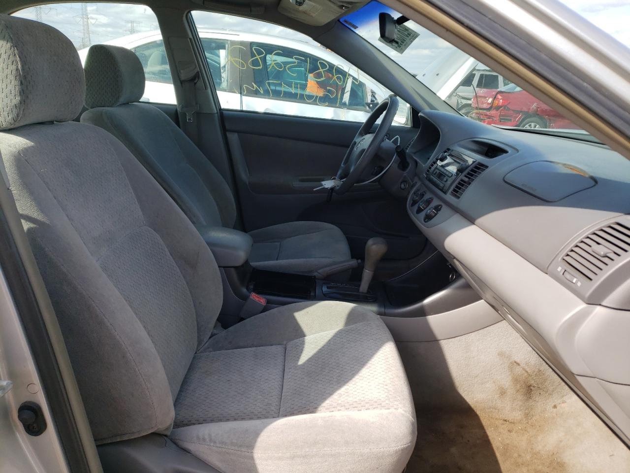 Photo 5 from auction – 2003 TOYOTA CAMRY LE with VIN 4T1BE32K33U675991