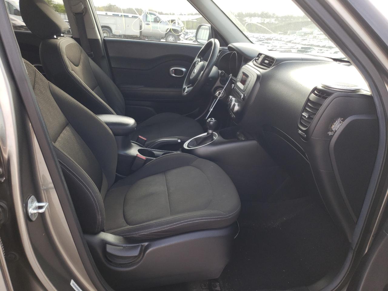 Photo 5 from auction – 2014 KIA SOUL with VIN KNDJN2A29E7091494