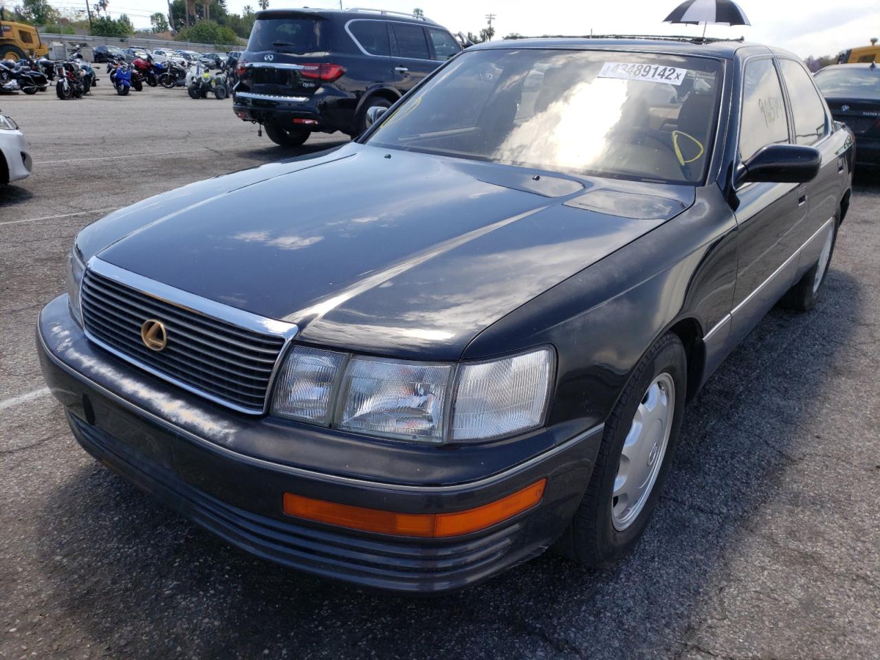 Photo 2 from auction – 1993 LEXUS LS 400 with VIN JT8UF11E8P0185018