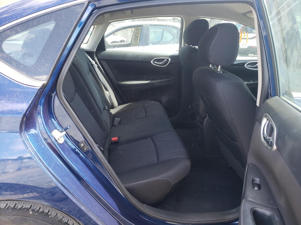 Photo 6 from auction – 2019 NISSAN SENTRA S with VIN 3N1AB7AP1KY250944