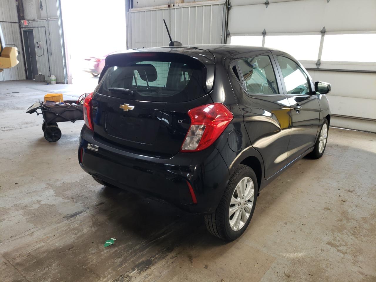 Photo 4 from auction – 2017 CHEVROLET SPARK 1LT with VIN KL8CD6SA6HC765727