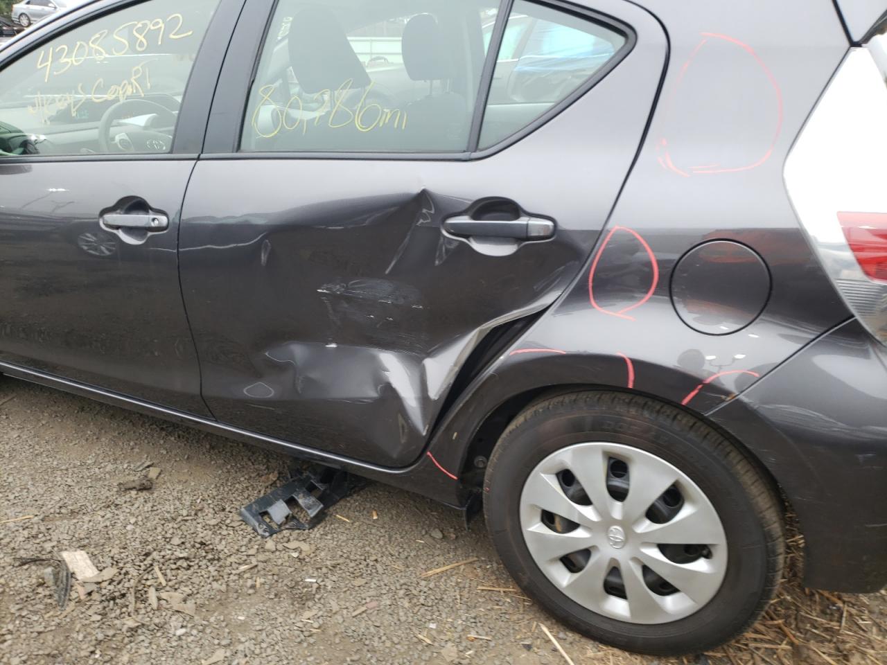Photo 9 from auction – 2012 TOYOTA PRIUS C with VIN JTDKDTB34C1507116