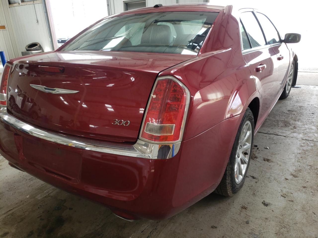 Photo 4 from auction – 2014 CHRYSLER 300 with VIN 2C3CCAAG9EH340518