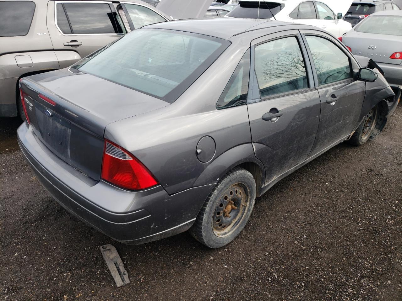 Photo 4 from auction – 2007 FORD FOCUS ZX4 with VIN 1FAFP34N47W281407