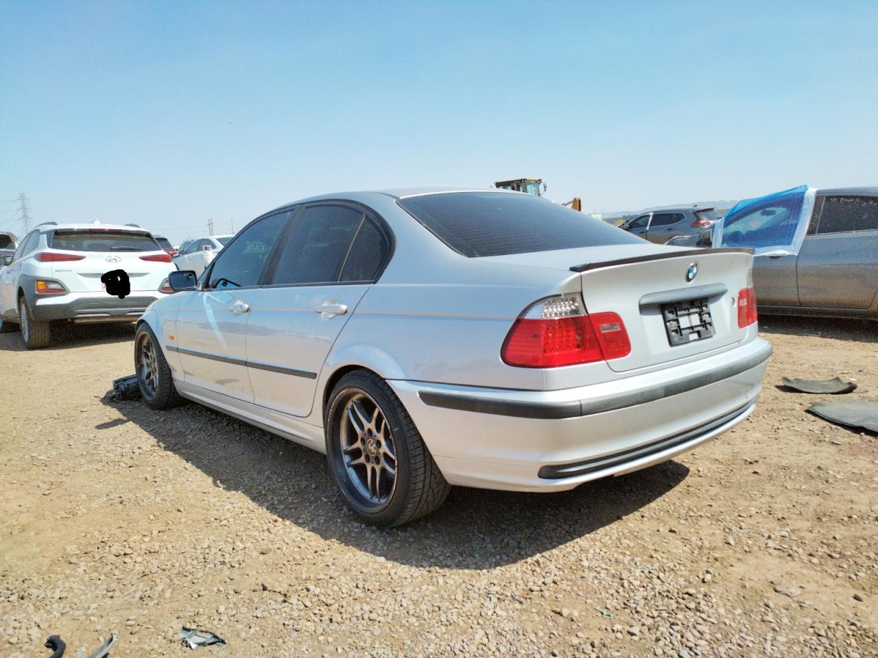 Photo 3 from auction – 2001 BMW 325 I with VIN WBAAV33491FV05262
