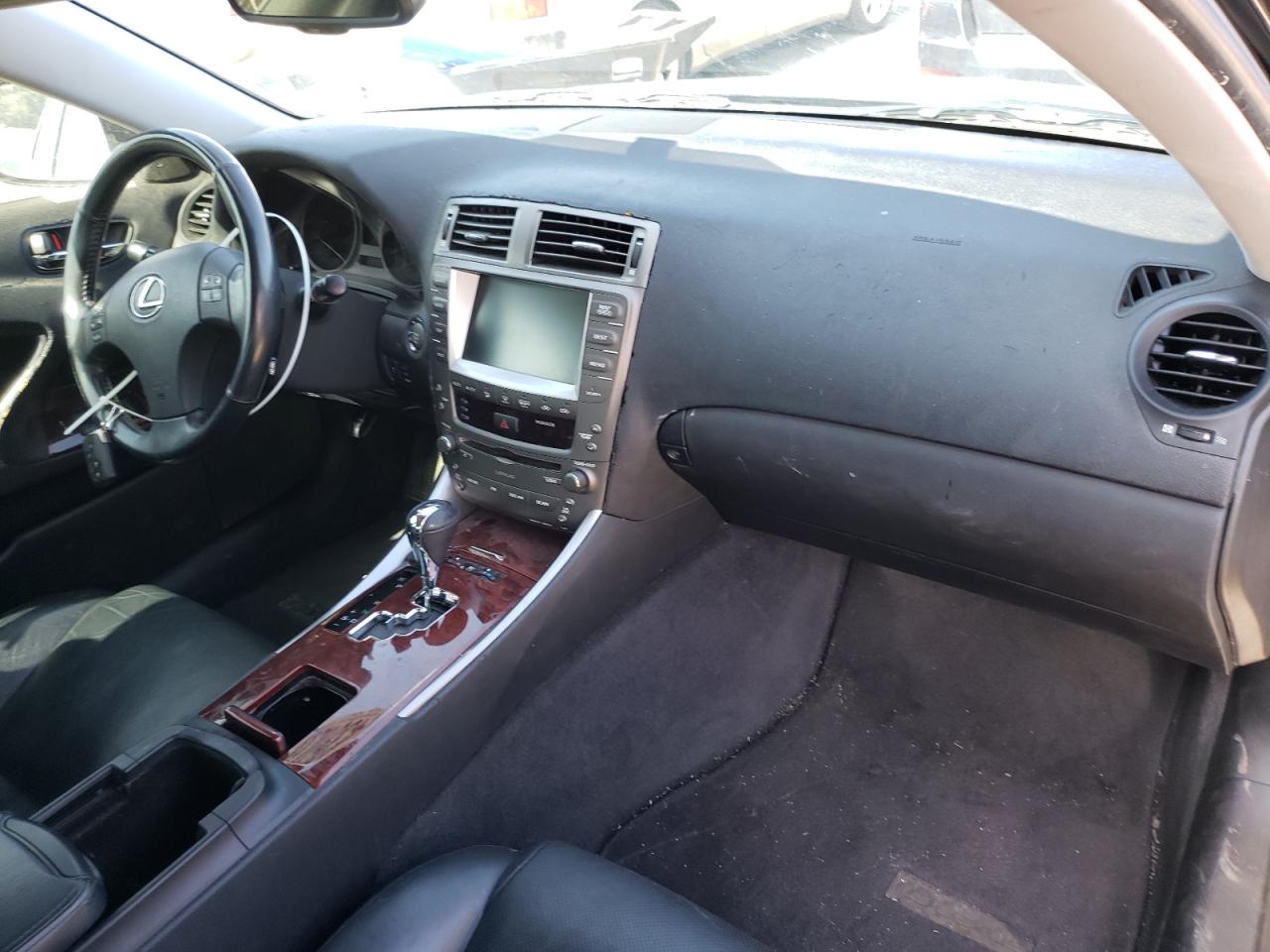 Photo 9 from auction – 2007 LEXUS IS 250 with VIN JTHBK262072028546