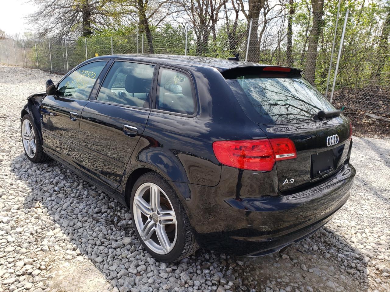 صورة رقم 3 من المزاد - 2013 AUDI A3 PREMIUM مع VIN WAUKJAFMXDA015186