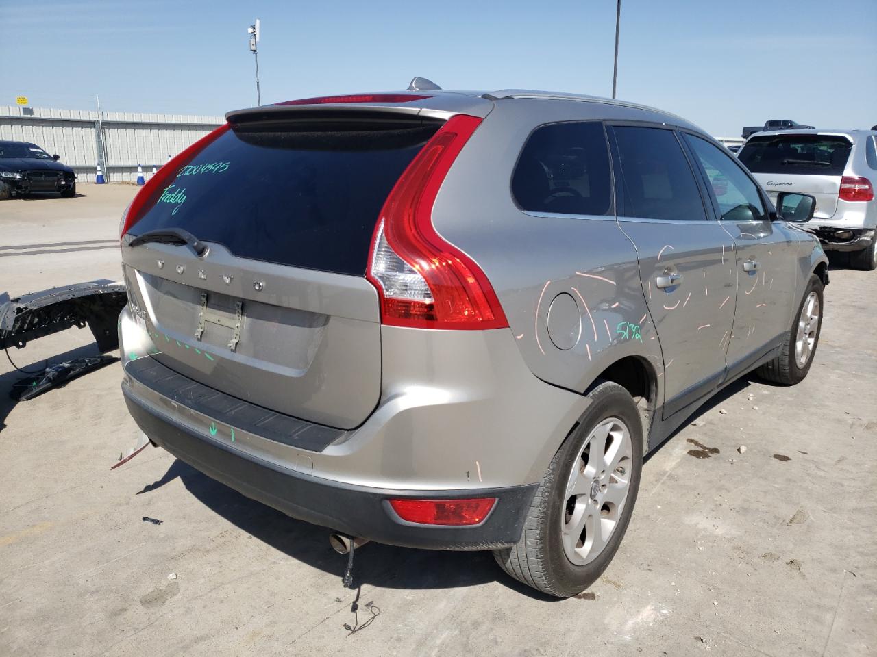 Photo 4 from auction – 2013 VOLVO XC60 3.2 with VIN YV4940DL6D2411300