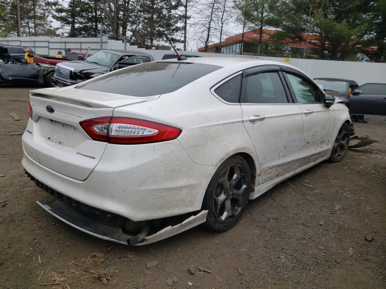 Photo 4 from auction – 2015 FORD FUSION TIT with VIN 3FA6P0D90FR188628